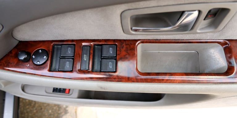 Audi A8, 2.8 Quattro, D2, Final Edition.