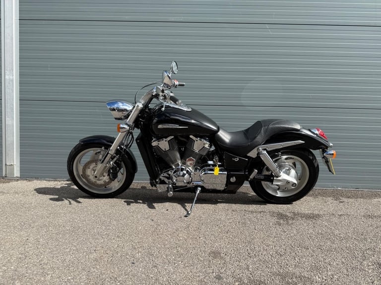 HONDA VTX1800 - 2001 Petrol Manual in Black