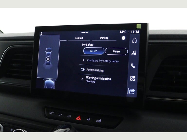 2025 Renault Master MM35 Blue dCi 130 Advance Medium Roof Van PANEL VAN Diesel Manual