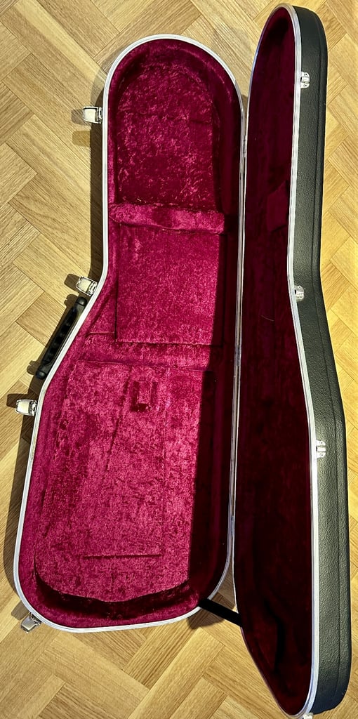 Hiscox Liteflite Hard Shell Electric Guitar Case – Fits Stratocaster, Telecaster & Single Cutaway 