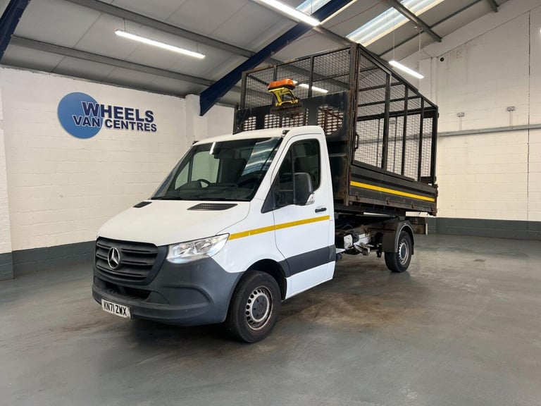 image for 2021 Mercedes-Benz Sprinter 2.0 315 CDI Progressive RWD L2 Euro 6 (s/s) 2dr Tipper Diesel Manual
