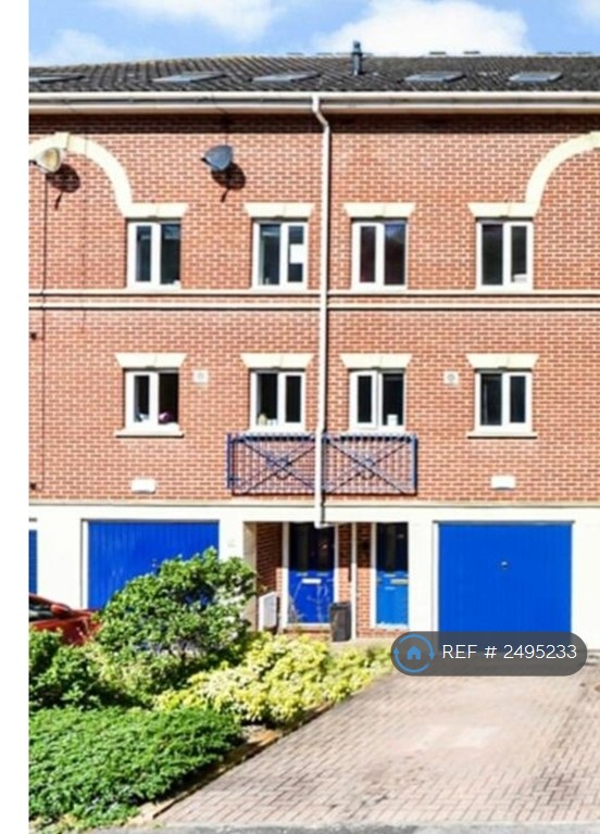4 bedroom house in Applecross Close, Rochester, ME1 (4 bed) (#2495233)