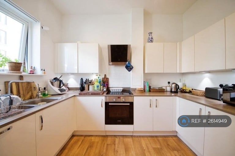 1 bedroom in Colwell Crescent, Enfield, EN3 (#2614949)