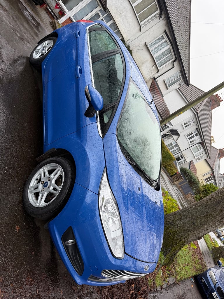 2013 Ford Fiesta Hatchback  Manual, 1498 (cc), 5 doors