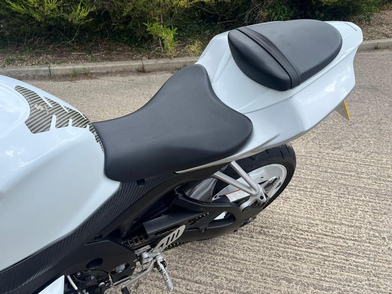 2008 08 SUZUKI GSXR 1000 K8 GSXR1000 SUPER SPORT SILVER  WHITE 19k MILES