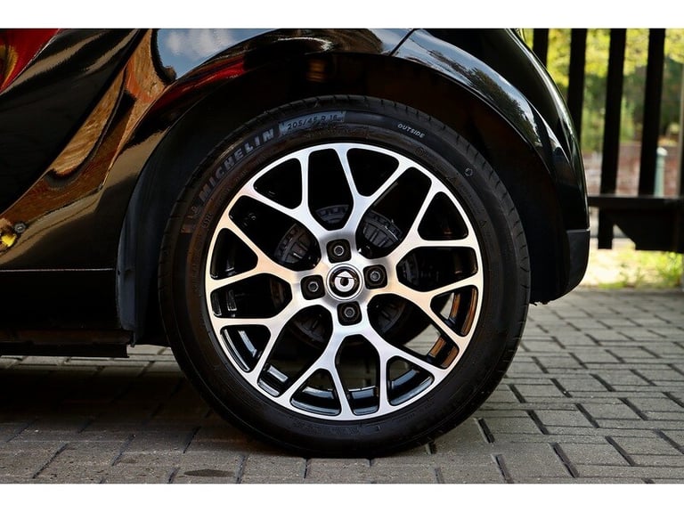 2023 smart fortwo 17.6kWh Prime Exclusive Coupe 2dr Electric Auto (22kW Charger) (82 ps) Coupe El...