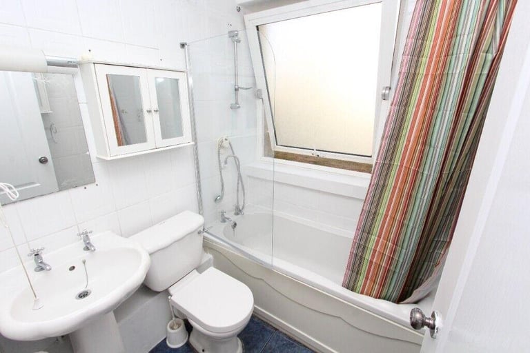 Bethnal Green - MOVE IN ASAP - cheap double room / 0 DEPOSIT SCHEME