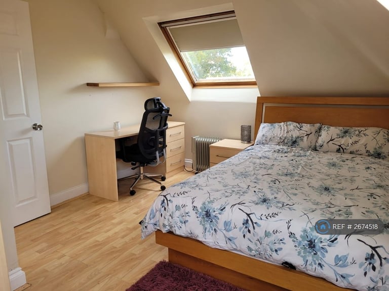 1 bedroom in Mabel Street, Woking, GU21 (#2674518)