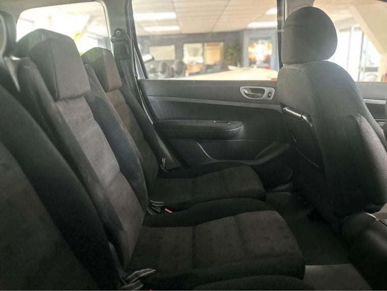 2003 Peugeot 307 1.6 SE 16v 5 seats 5dr [AC] ESTATE PETROL Manual