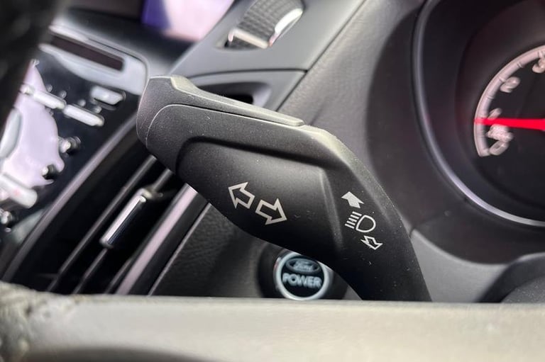 2013 Ford Focus 2.0T ST-3 5dr HATCHBACK PETROL Manual