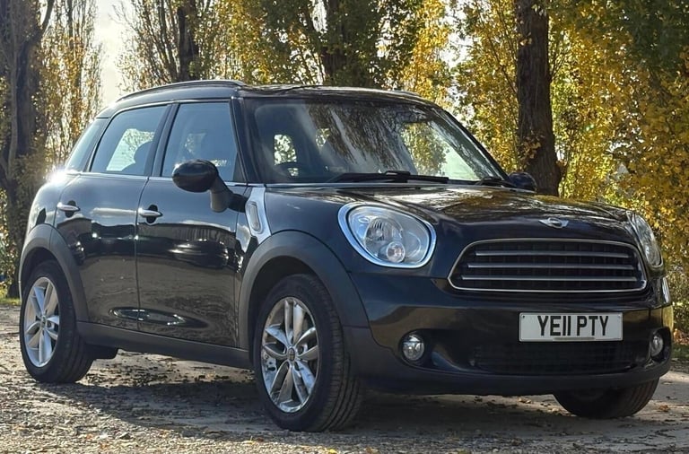 image for  MINI Countryman 1.6 Cooper D Euro 5 (s/s) 5dr Diesel Manual