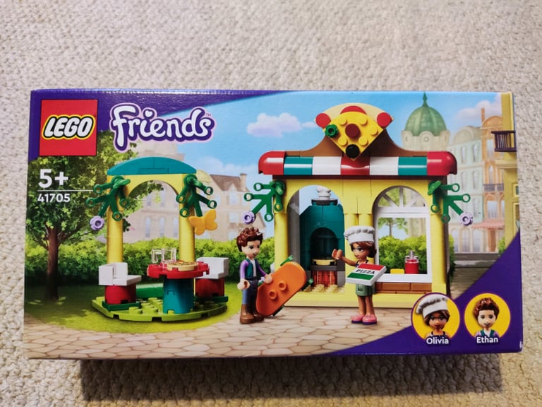 Brand new LEGO Friends Heartlake City Pizzeria Restaurant Set 41705
