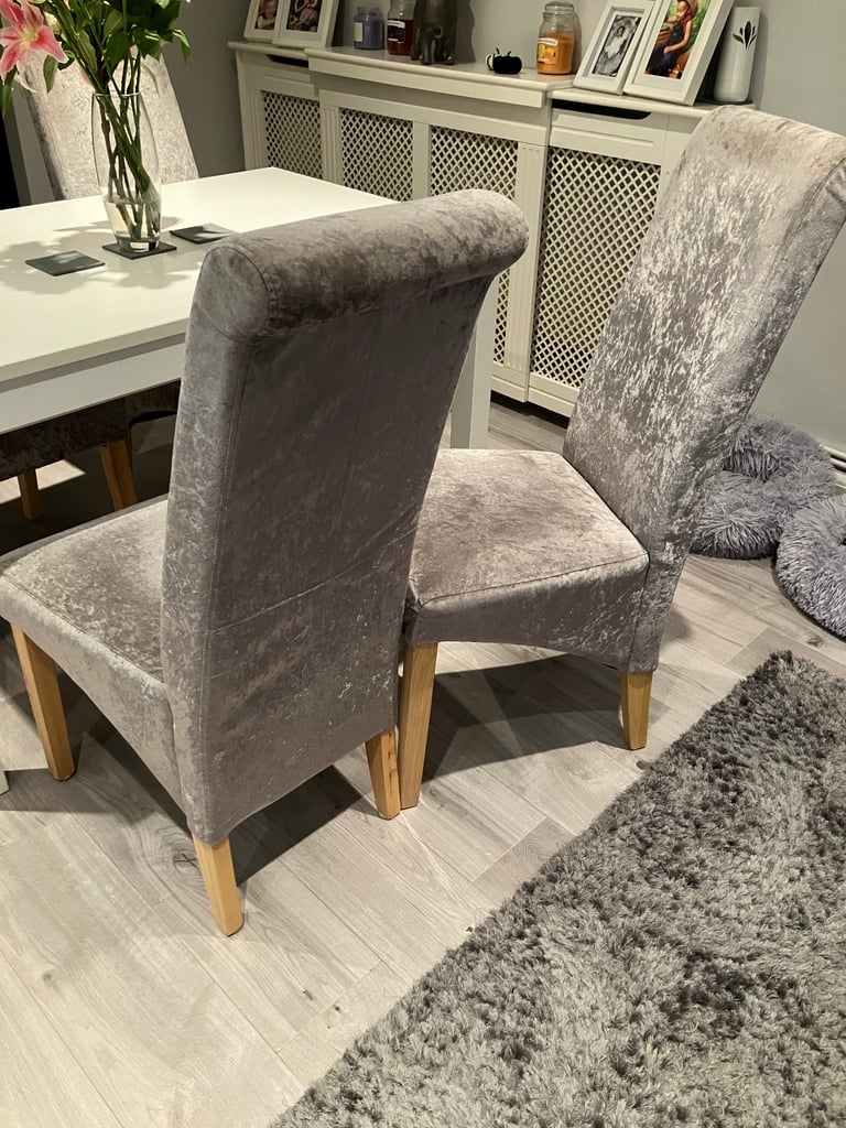 image for 4x luxury scroll back dinning chairs 