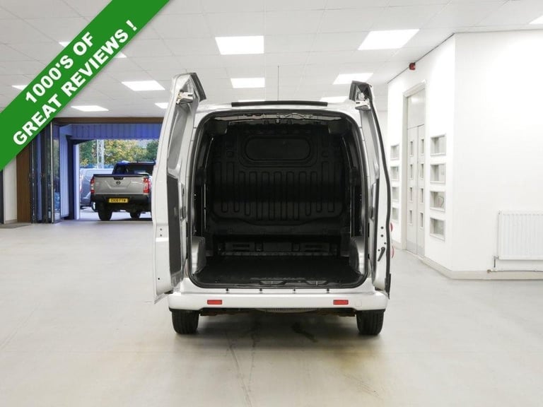 2017 NISSAN NV200 1.5 DCI 90 BHP TEKNA EDITION 6 DOOR ( AIR CON + SAT NAV )