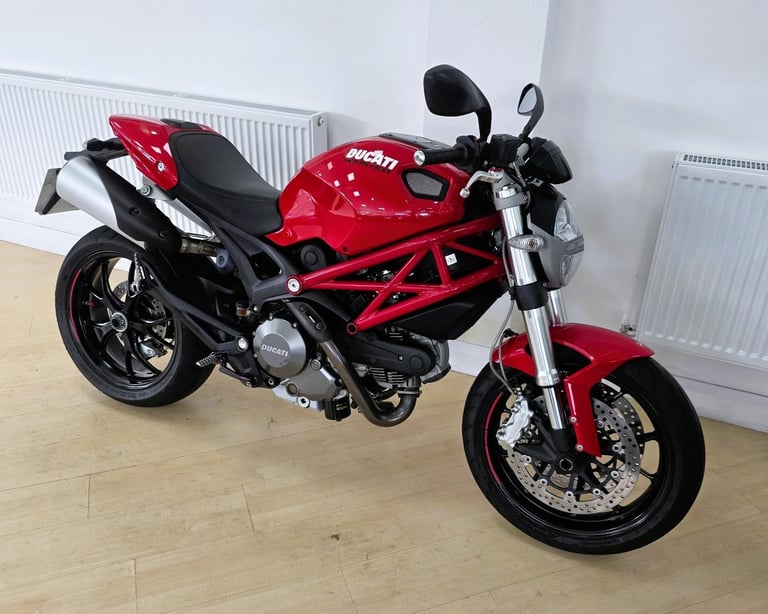 Ducati Monster 796