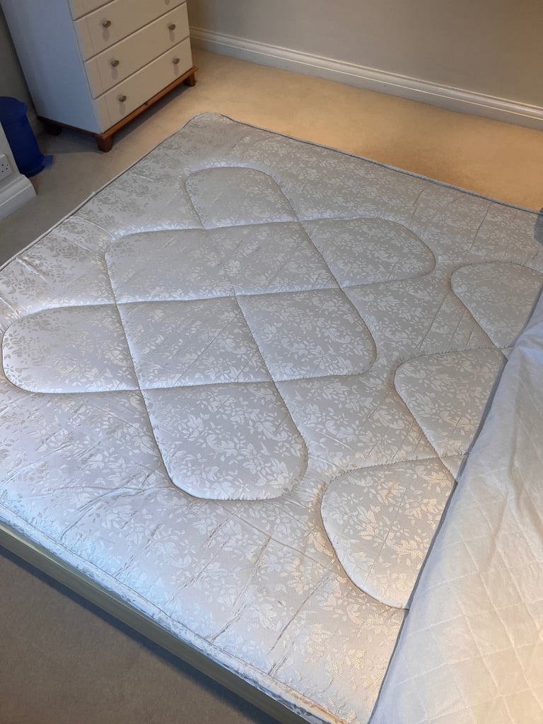 Double Bed