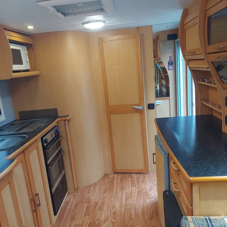 Eldiss 2 berth caravan 2007