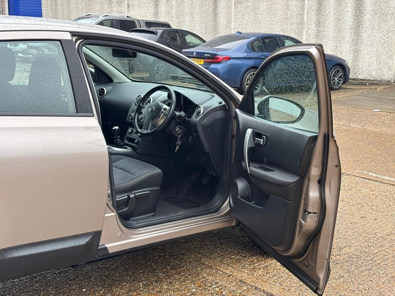 2010 Nissan Qashqai 1.5 dCi Acenta 5dr HATCHBACK Diesel Manual