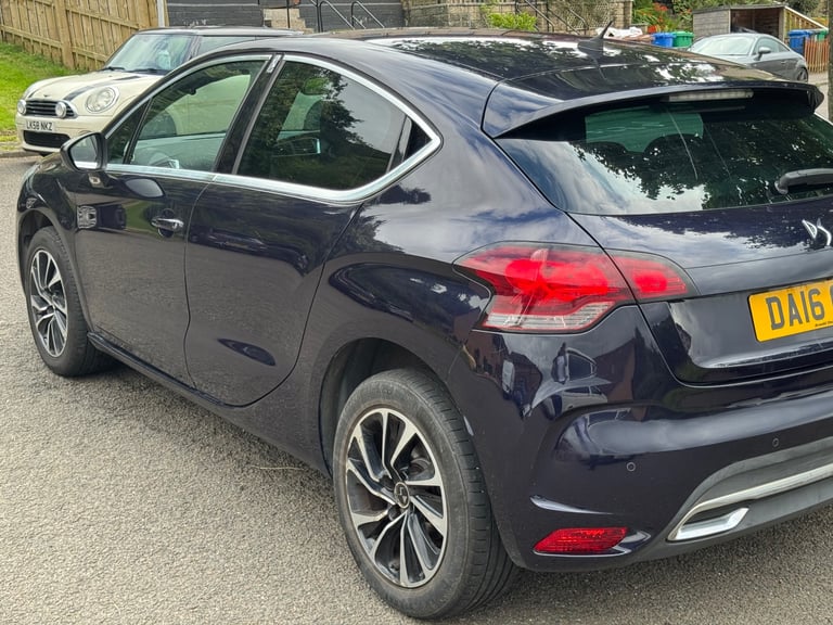 DS, DS 4, Hatchback, 2016, Manual, 1560 (cc), 5 doors