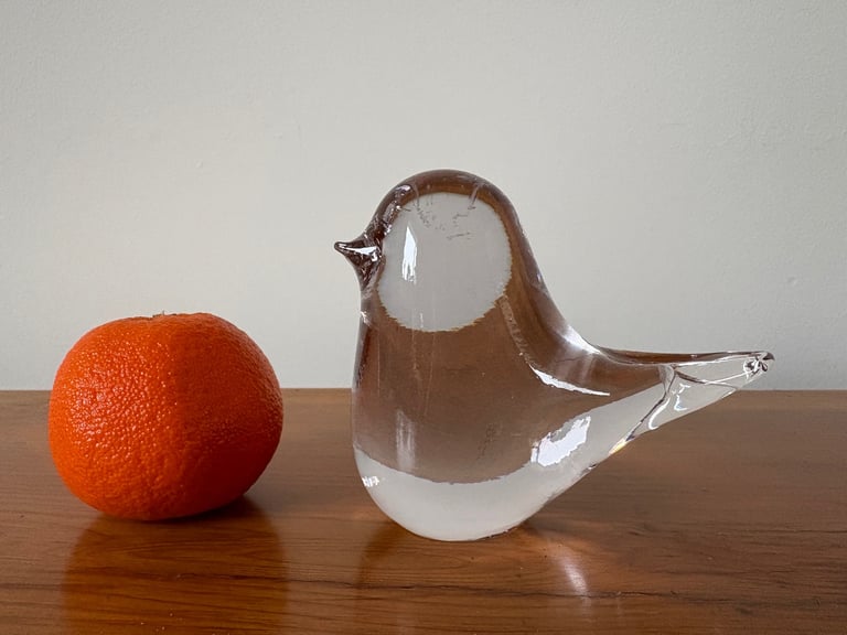 Vintage, Wedgwood, small glass bird.