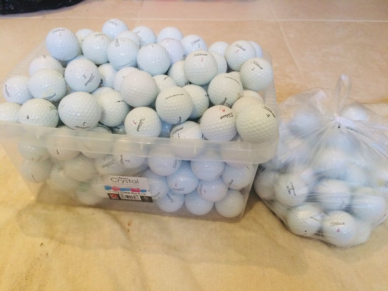 STILL AVAILABLE - Titleist Pro V1 Black and Pro V1x Red Numerals - 50p or £1 Each