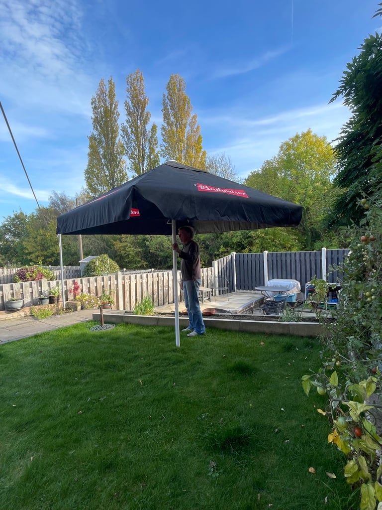 Extra large garden parasol