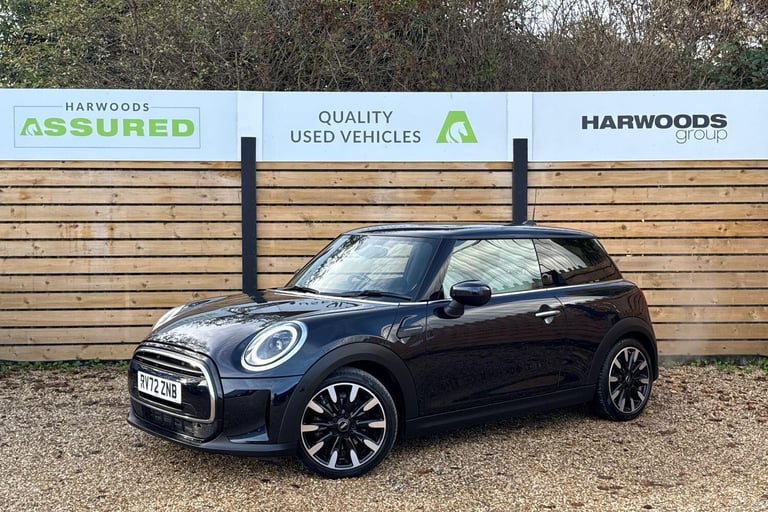 2022 MINI Hatch 1.5 Cooper Exclusive Hatchback 3dr Petrol Steptronic Euro 6 (s/s) (136 ps) HATCHB...