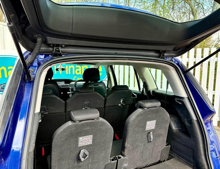 CAN'T GET CREDIT? CALL US! Citroen Grand C4 Picasso 1.2 PureTech Touch - £199 DEPOSIT, £66 PER WEEK