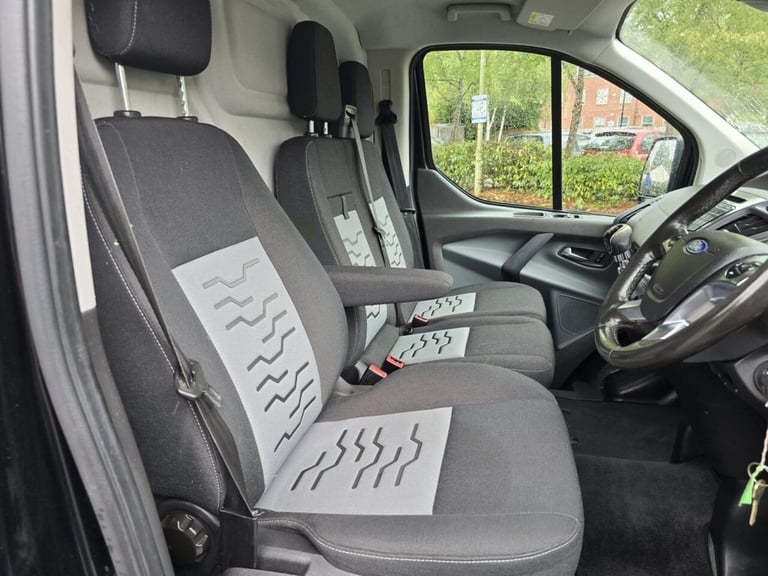 2017 Ford Transit Custom 2.0 TDCi 290 Limited Panel Van 5dr Diesel Manual L1 H2 (157 g/km, 168 bh...