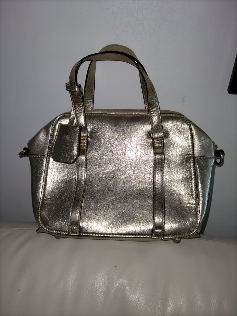 image for SUMMER SALE ------NEW ZARA GOLD HANDBAG           NO SHOULDER STRAP 
