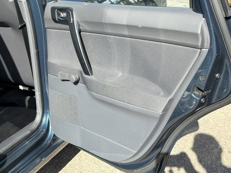 2003 Volkswagen Polo 1.2 S Hatchback 5dr Petrol Manual (144 g/km, 55 bhp) Hatchback Petrol Manual