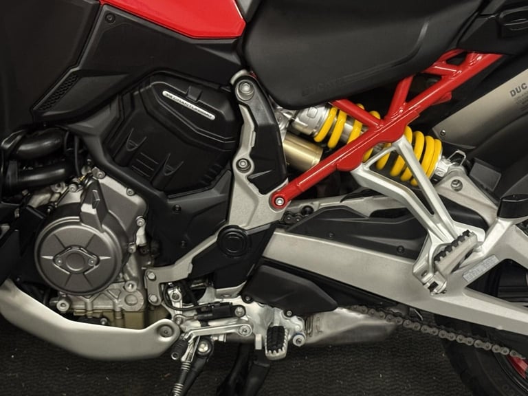 DUCATI MULTISTRADA V4 S Travel Pack Akrapovic
