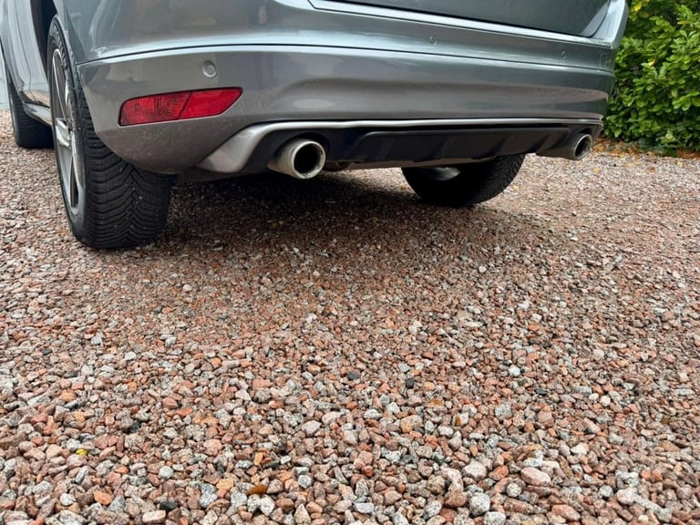 2016 65 VOLVO XC60 2.0 D4 R-DESIGN LUX NAV SUV 5DR DIESEL AUTO EURO 6 (S/S) (190