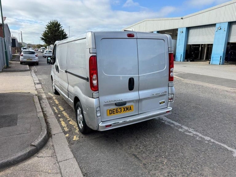 2013 63 VAUXHALL VIVARO 2.0 2900 CDTI SPORTIVE PANEL VAN 4DR DIESEL MANUAL FWD L