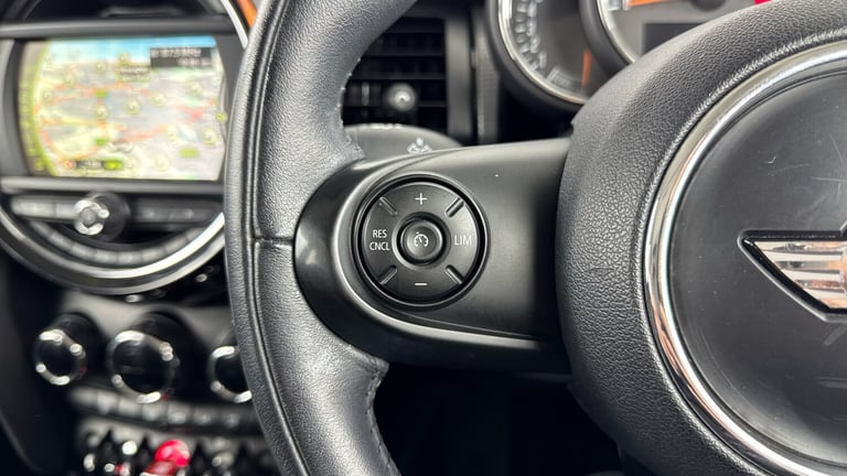 2017 MINI Hatch 1.2 One 5dr Auto HATCHBACK PETROL Automatic