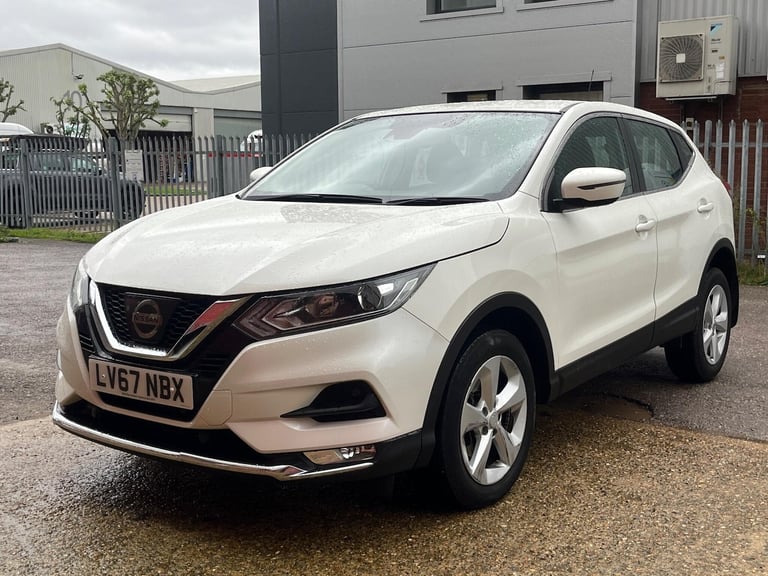 2017 Nissan Qashqai 1.2 DIG-T Acenta XTRON Euro 6 (s/s) 5dr HATCHBACK Petrol Automatic