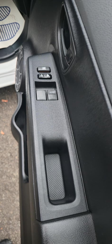 2013 Toyota Yaris 1.0 VVT-i Edition 5dr HATCHBACK Petrol Manual