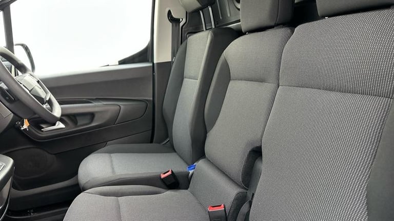 2025 Citroen Berlingo 1.5 BlueHDi 130ps Van Driver EAT8 PANEL VAN DIESEL Automatic