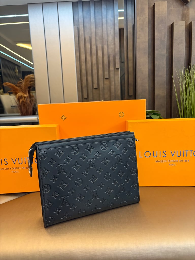 Men’s Top Top Top Quality Bags and Wallets 