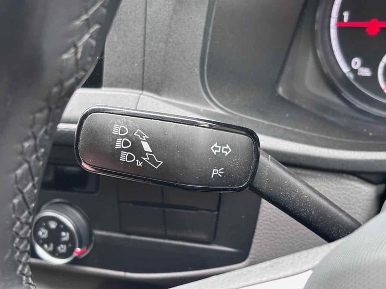 2021 Volkswagen Transporter 2.0 TDI T30 Startline Panel Van 5dr Diesel DSG FWD SWB Euro 6 (s/s) (...
