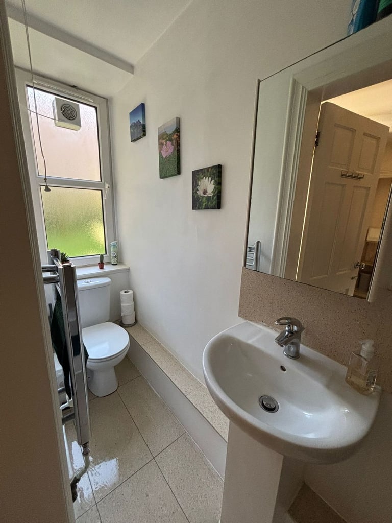 2 double bedrooms to rent 