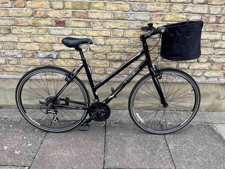 TREK 7.1 FX Step-Through Hybrid Lightweight Ladies bike in Black Chrome colour