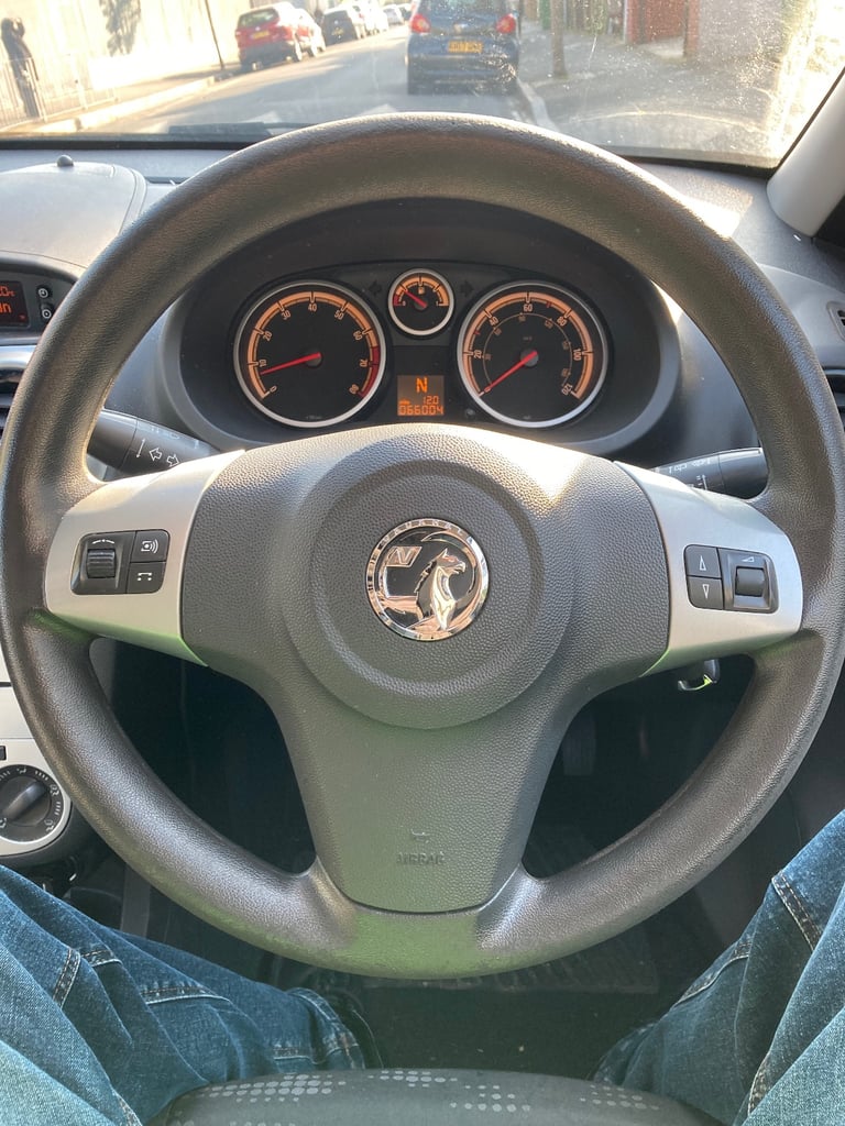 Vauxhall, CORSA, Hatchback, 2013, Semi-Auto, A/C, 1.2 petrol, 5 doors, ULEZ