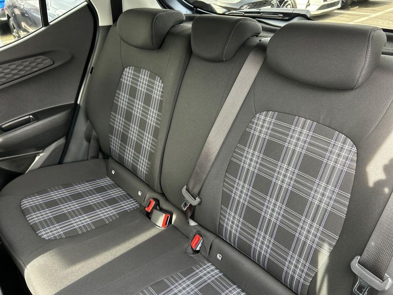 2024 Hyundai i10 1.0 Premium Hatchback 5dr Petrol Auto Euro 6 (s/s) (63 ps) Hatchback PETROL Auto...