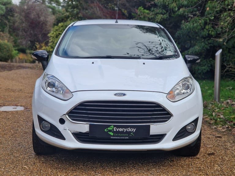 2013 Ford Fiesta 1.25 82 Zetec 3dr **ULEZ FREE** HATCHBACK Petrol Manual