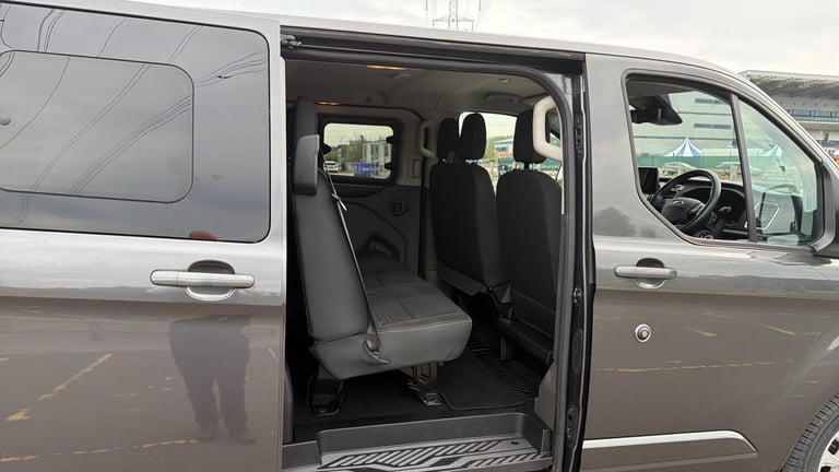 2022 Ford Transit Custom 2.0 EcoBlue 170ps Low Roof D/Cab Limited Van Auto PANEL VAN DIESEL Autom...