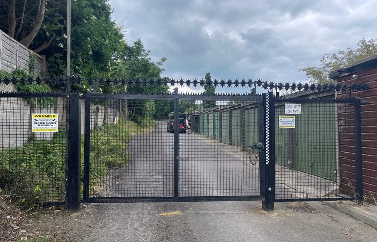 image for GARAGE TO RENT CHATHAM, SECURE GATED SITE, ME5 0DY