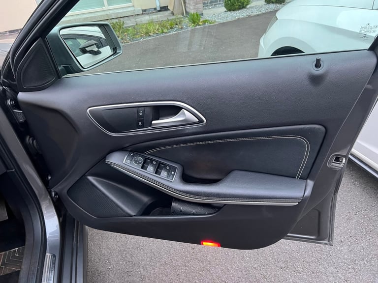 Mercedes-Benz, A CLASS, Hatchback, 2017, Manual, 1461 (cc), 5 doors