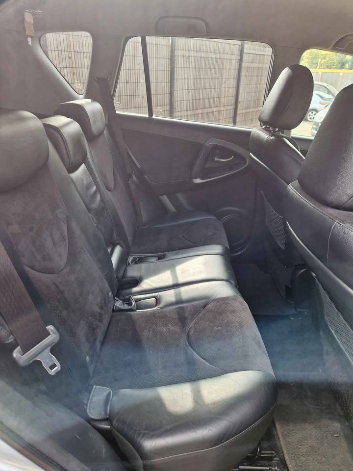 🚙 Toyota RAV4 SR – 2.2 Diesel 4x4 | Automatic | MOT July 2026 | Reliable SUV