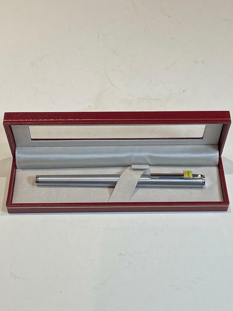 New “SHEAFFER” Targa Fountain Pen chrome brushed 1001S in Box